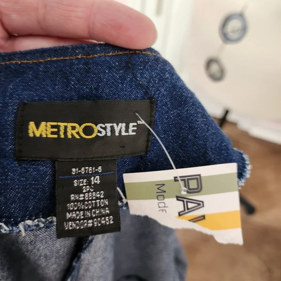 Metrostyle Classic Blue Button-Front Midi Dress - Picture 3 of 5